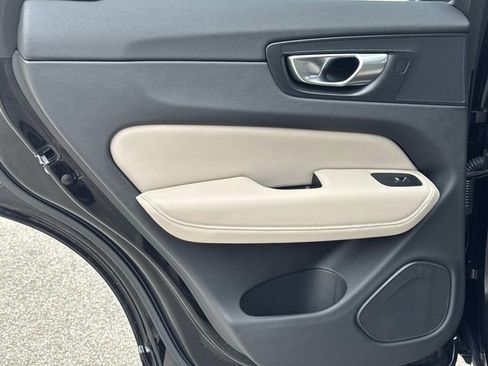 Used 2026 Volvo XC60 B5 Plus w/ Climate Package image 12