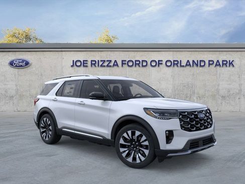 New 2026 Ford Explorer Platinum w/ LUX Leather Package AWD/4WD image 7