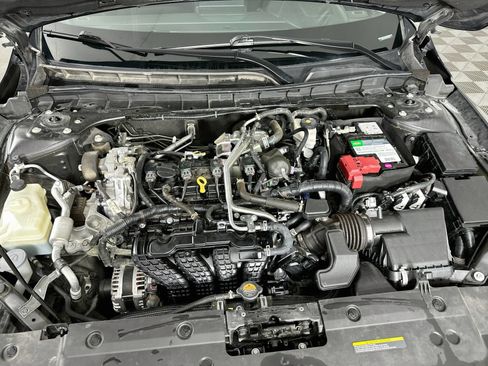 Used 2023 Nissan Altima 2.5 SV FWD image 28