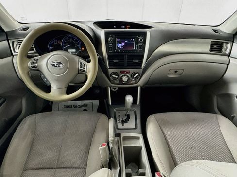 Used 2013 Subaru Forester 2.5X Premium AWD/4WD image 25