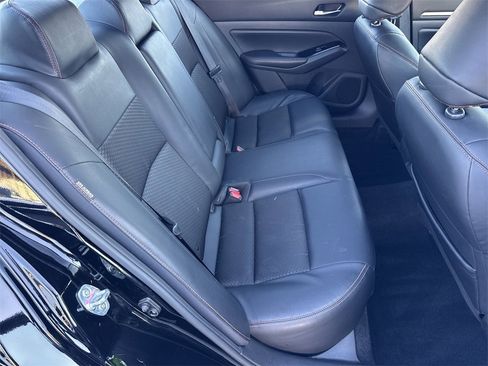 Used 2024 Nissan Altima 2.5 SR image 15