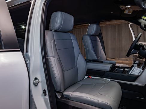 Used 2026 Toyota Tundra Limited image 30