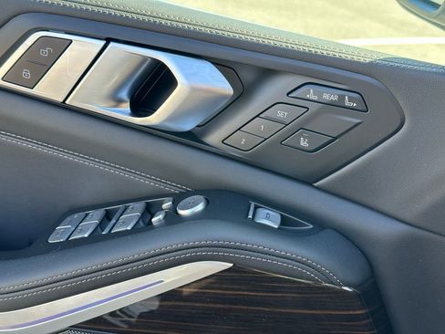 Certified 2024 BMW X7 xDrive40i w/ Premium Package image 26