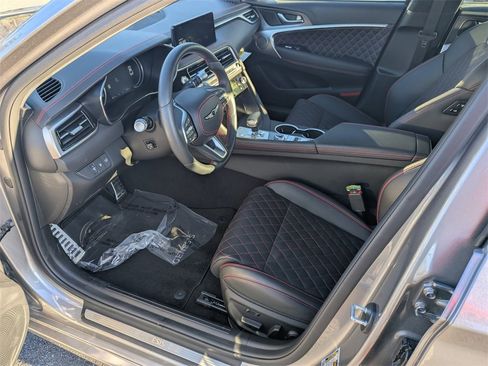 Used 2025 Genesis G70 3.3T Advanced w/ Sport Prestige Package image 9
