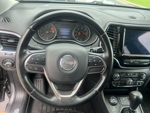 Used 2020 Jeep Cherokee Limited AWD/4WD image 26