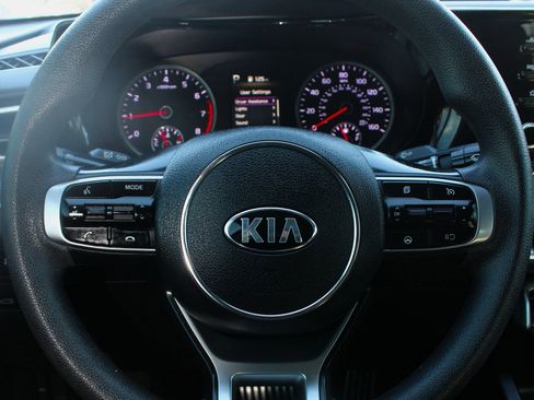 Used 2021 Kia K5 LXS image 19