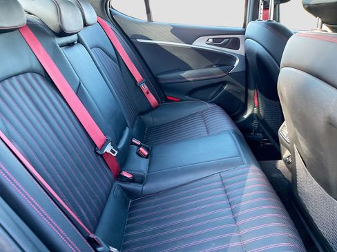 Used 2023 Genesis G70 3.3T w/ Sport Advanced Package image 28