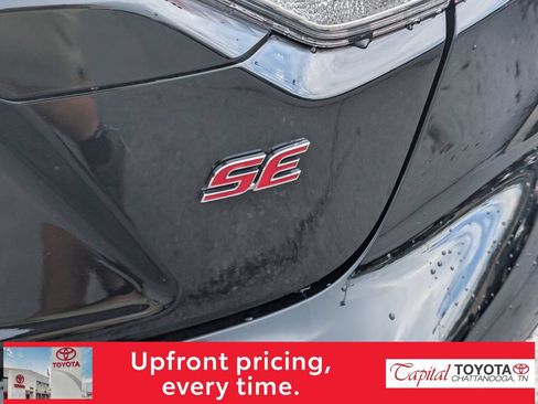 Used 2026 Toyota Corolla SE FWD image 8