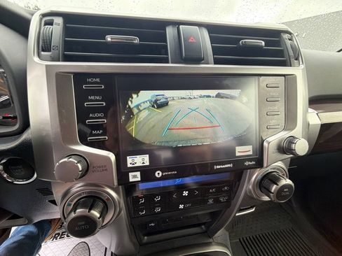 Used 2024 Toyota 4Runner Limited AWD/4WD image 35