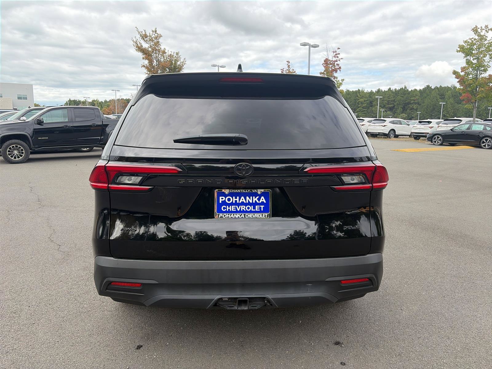 Used 2025 Toyota Grand Highlander AWD image 6