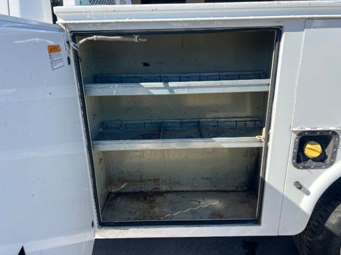 Used 2017 Ford F350 XL w/ Power Equipment Group image 10