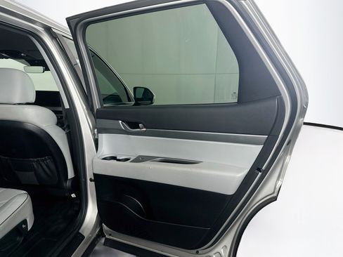 Used 2025 Hyundai Palisade SEL AWD/4WD image 32