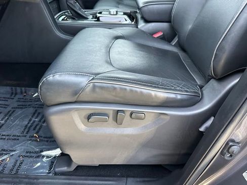 Used 2024 INFINITI QX80 Luxe image 25