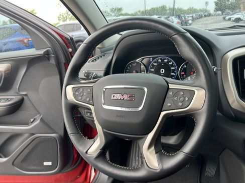 Used 2022 GMC Terrain Denali AWD/4WD image 8