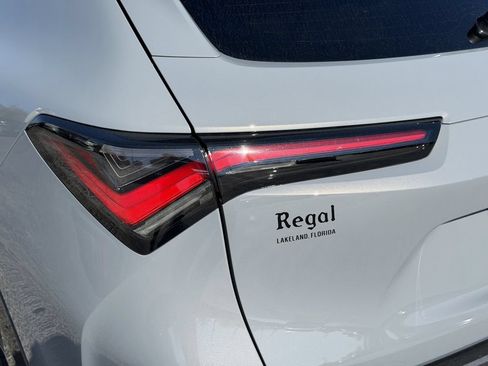 Used 2025 Acura ADX AWD image 8