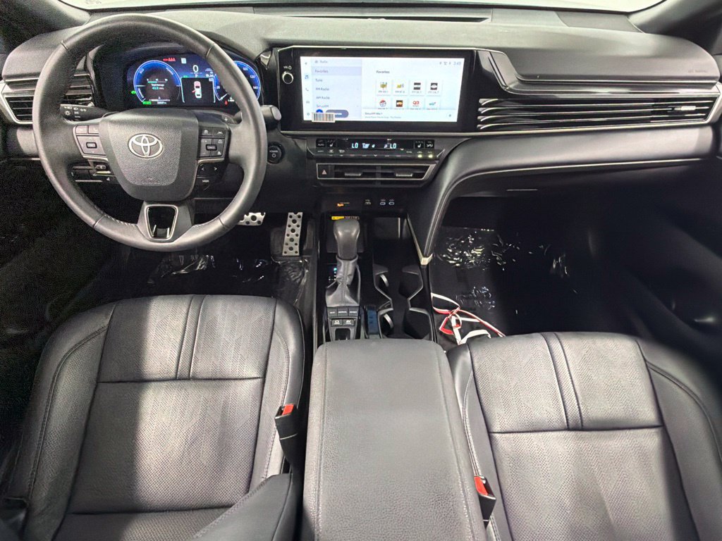 Used 2025 Toyota Camry XSE FWD image 38