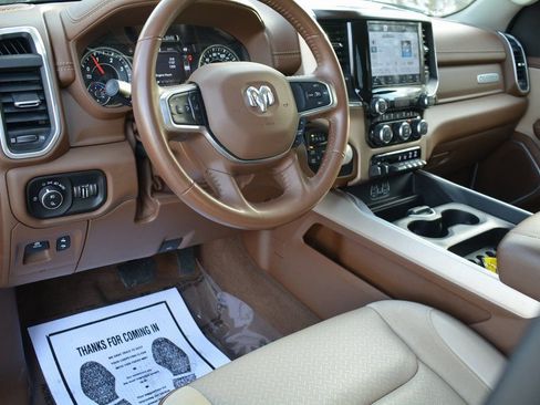 Used 2022 RAM 1500 Laramie image 11