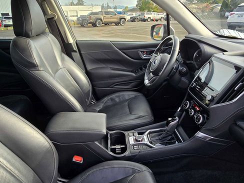 Used 2023 Subaru Forester Touring AWD/4WD image 12