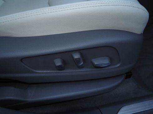 Used 2023 Cadillac XT5 Premium Luxury w/ Technology Package image 23