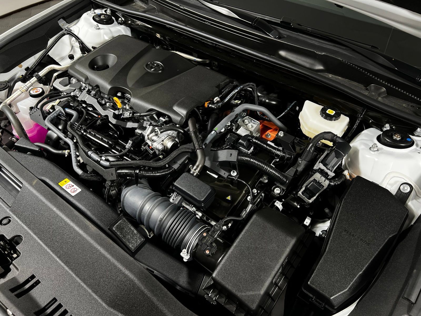 Certified 2025 Toyota Camry SE FWD image 11