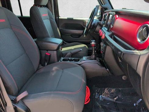 Used 2020 Jeep Wrangler Unlimited Rubicon AWD/4WD image 22