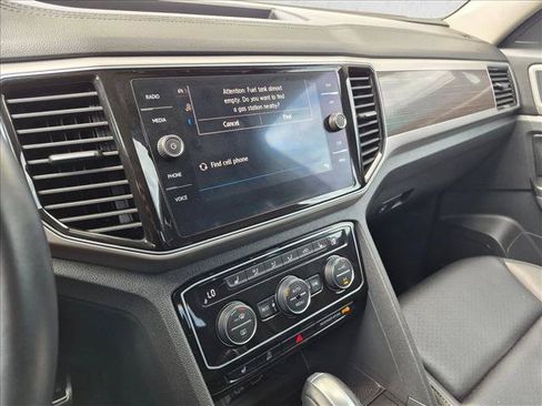Used 2019 Volkswagen Atlas SEL R-Line AWD/4WD image 11