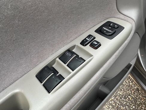 Used 2002 Toyota Camry LE image 29