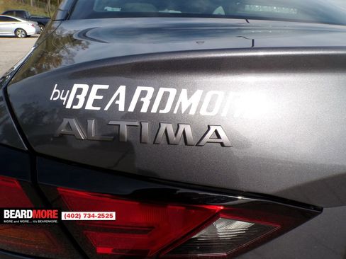 Used 2024 Nissan Altima 2.5 SR w/ SR Premium Package image 13