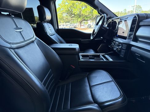 Used 2025 Ford F350 Platinum AWD/4WD image 32