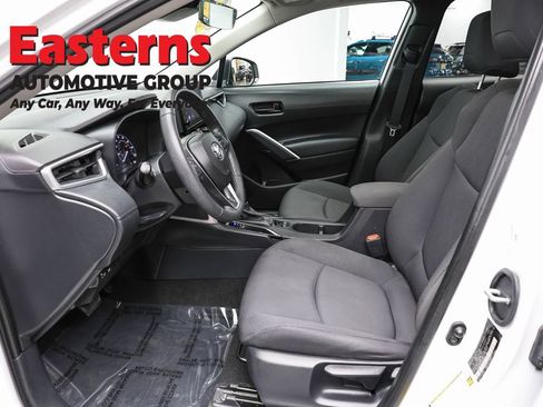 Used 2024 Toyota Corolla Cross LE w/ Moonroof Package AWD/4WD image 14