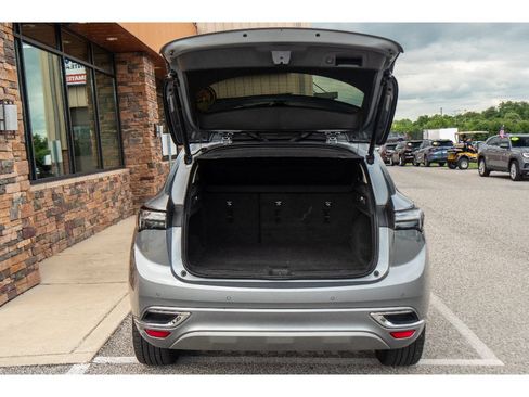 Used 2023 Buick Envision Avenir AWD/4WD image 33