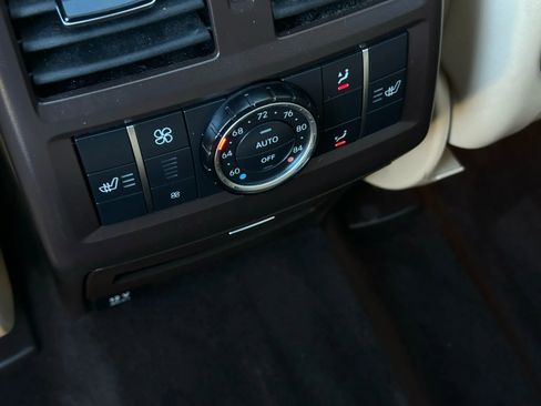 Used 2018 Mercedes-Benz GLS 550 4MATIC image 36