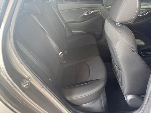 Used 2020 Hyundai Elantra GT FWD image 26
