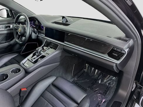 Certified 2023 Porsche Panamera 4 AWD/4WD image 31