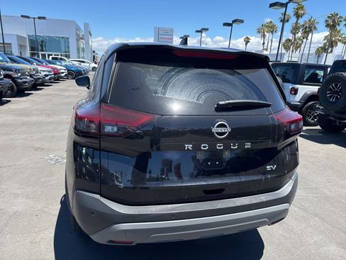 Used 2023 Nissan Rogue SV FWD image 22