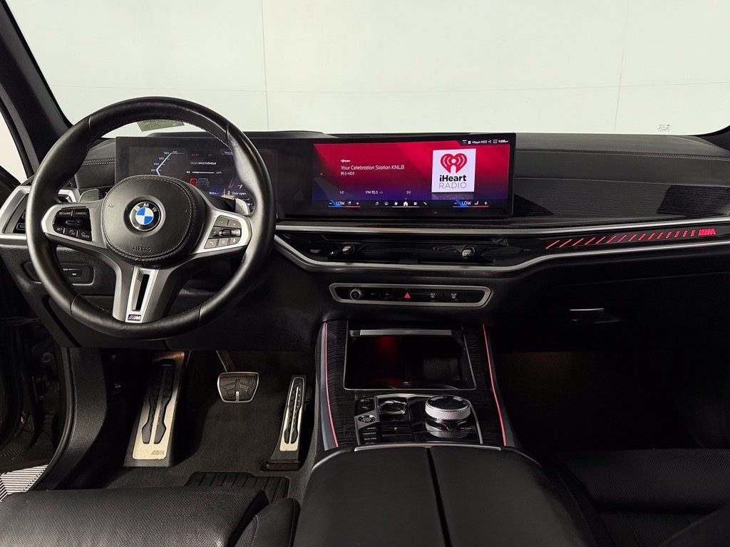 Used 2025 BMW X5 M60i AWD/4WD image 15
