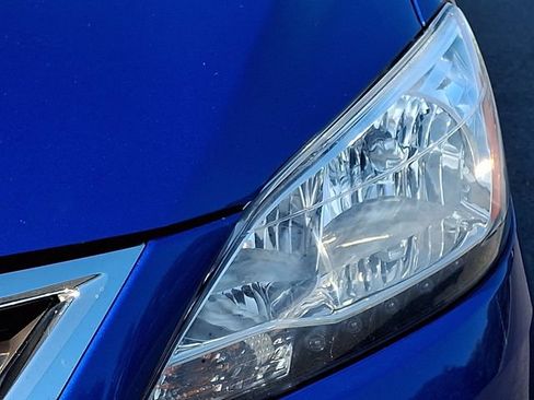 Used 2015 Nissan Sentra SR w/ SR Premium Package FWD image 12