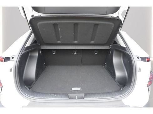 Used 2025 Hyundai Kona SEL FWD image 27