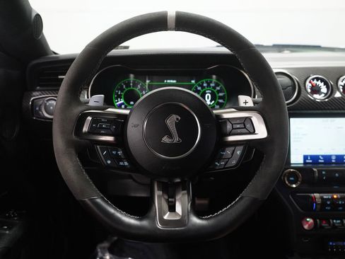 Used 2021 Ford Mustang Shelby GT500 w/ Carbon Fiber Track Pack image 18