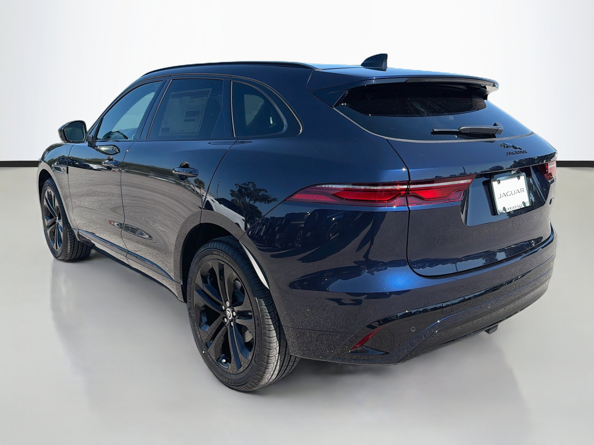 New 2026 Jaguar F-PACE R-Dynamic S AWD/4WD image 3