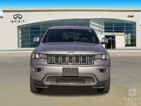 Used 2017 Jeep Grand Cherokee Limited AWD/4WD image 7