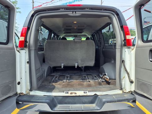 Used 2012 Chevrolet Express 3500 LT w/ LT Preferred Equipment Group RWD image 17