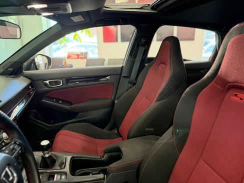 Used 2025 Honda Civic Si image 14