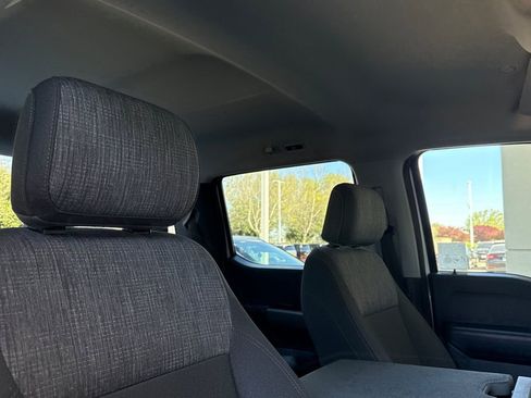 Used 2021 Ford F150 XLT image 13