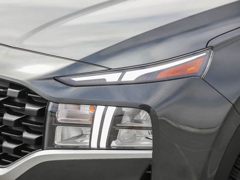 Used 2023 Hyundai Santa Fe SEL FWD image 8