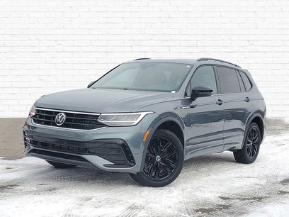 Used 2022 Volkswagen Tiguan SE R-Line