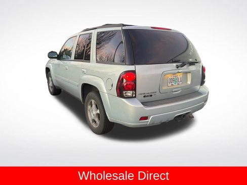 Used 2008 Chevrolet TrailBlazer LT w/ Sun And Sound Package image 3