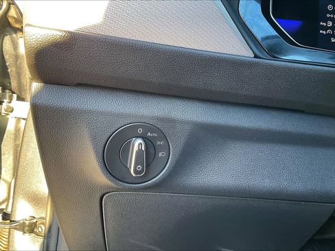 Used 2023 Volkswagen Jetta Sport image 31