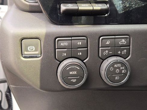 New 2026 Chevrolet Silverado 1500 ZR2 image 26