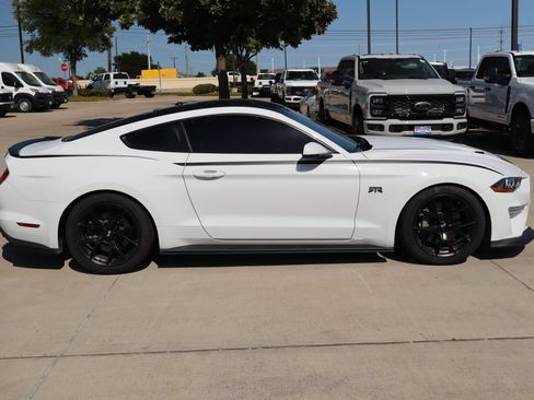 Certified 2020 Ford Mustang GT Premium w/ Black Accent Package RWD image 2